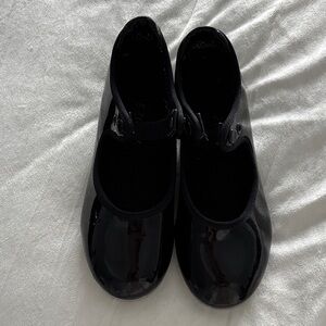 Capezio Glossy Black Girls Tap Shoes